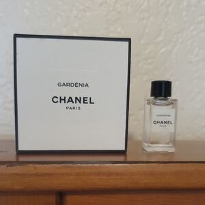 CHANEL Gardenia Perfume with Black and White Design